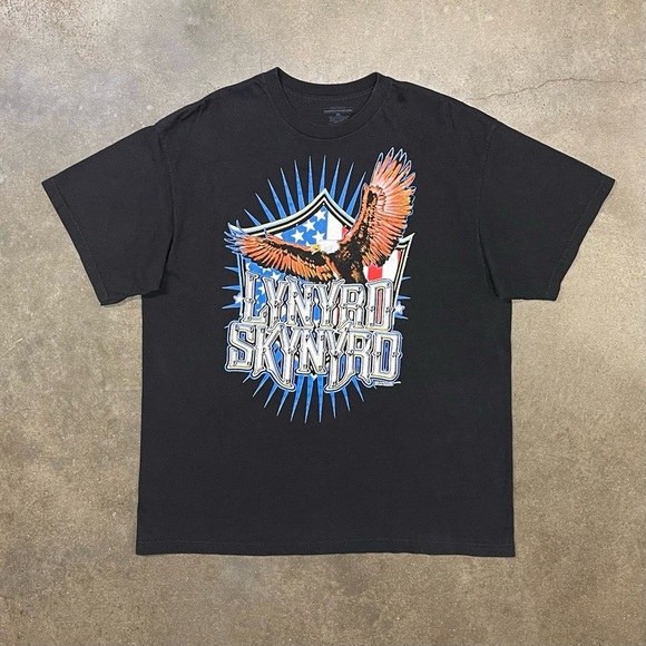 Lynard Skynyrd Live Nation Graphic Short Sleeve Band Tee Y2K - Picture 1 of 8
